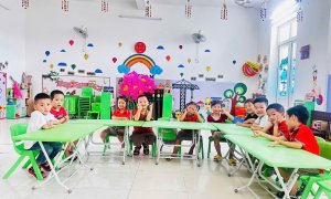 Hình ảnh các bé trong ngày tựu trường tại trường Mầm Non Quảng Châu năm học 2025 - 2026